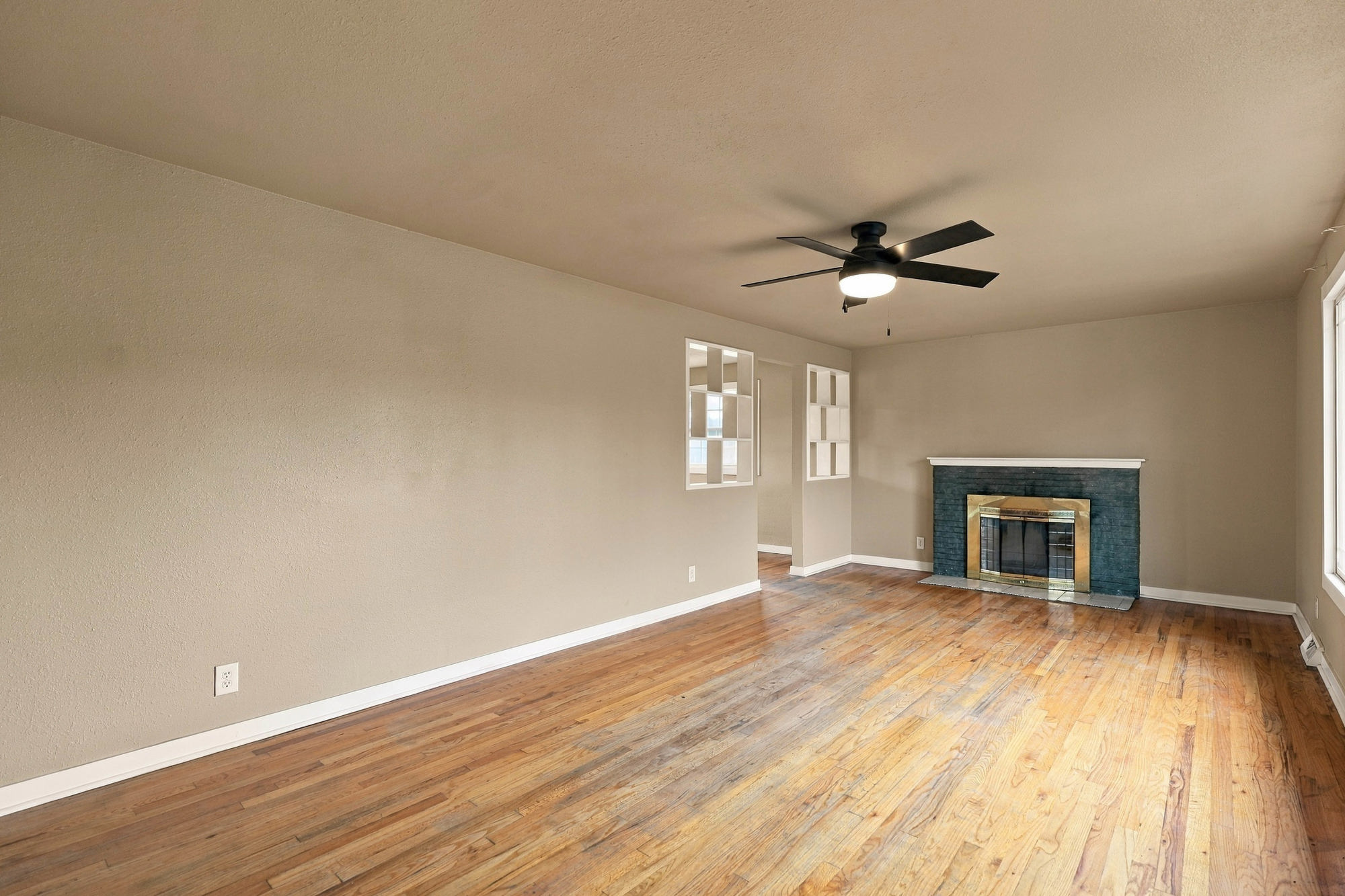 2901 E. Cleveland Ave. thumbnail 5