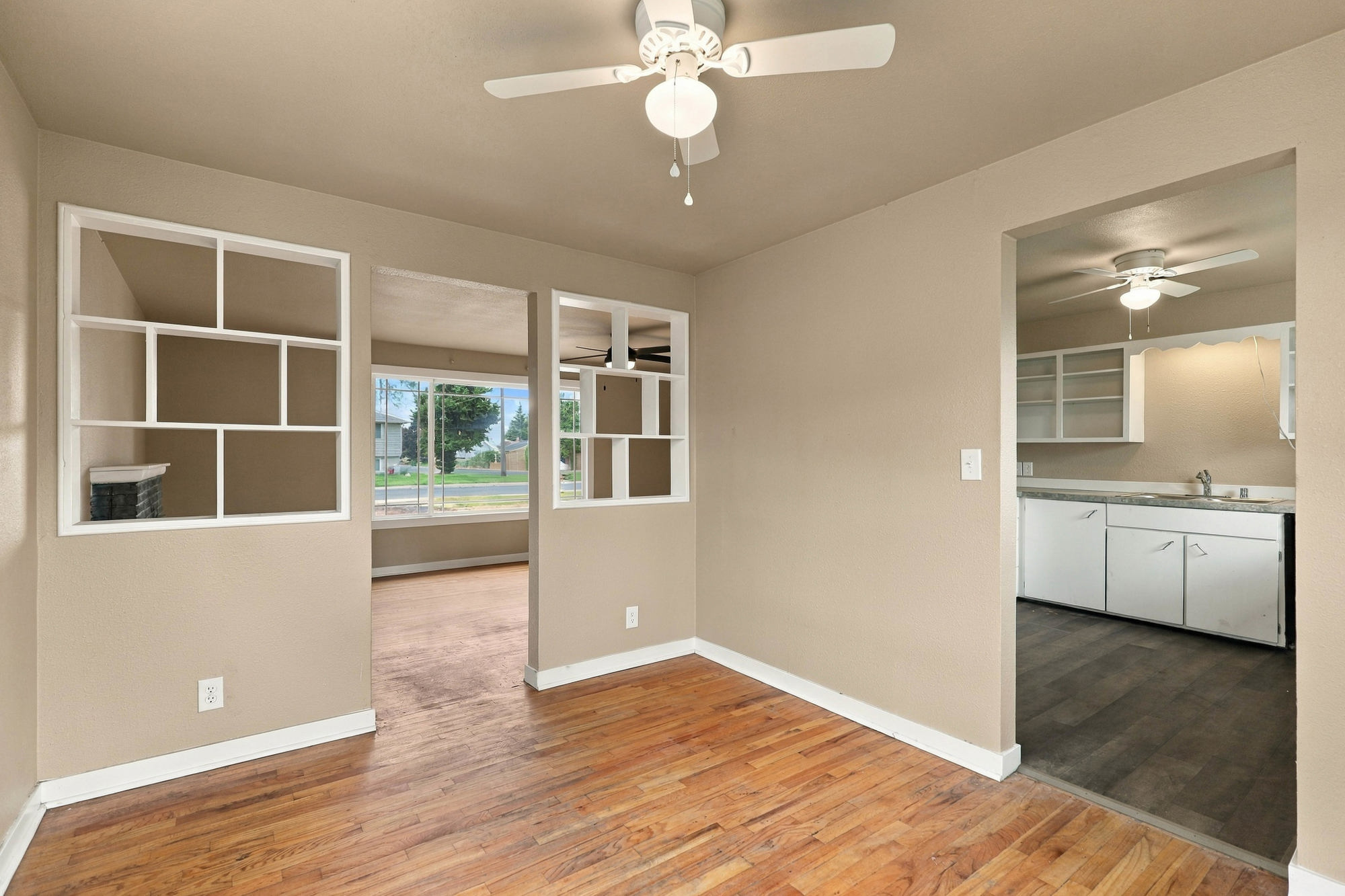 2901 E. Cleveland Ave. thumbnail 9