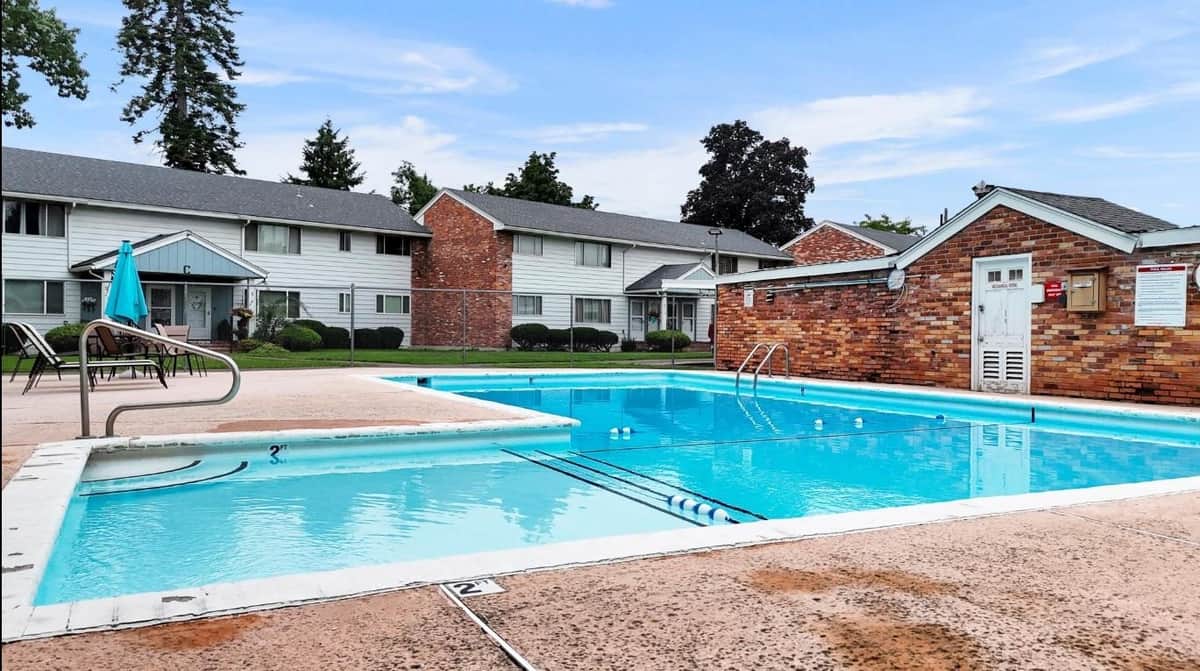 250 N RAYMOND Rd thumbnail 15