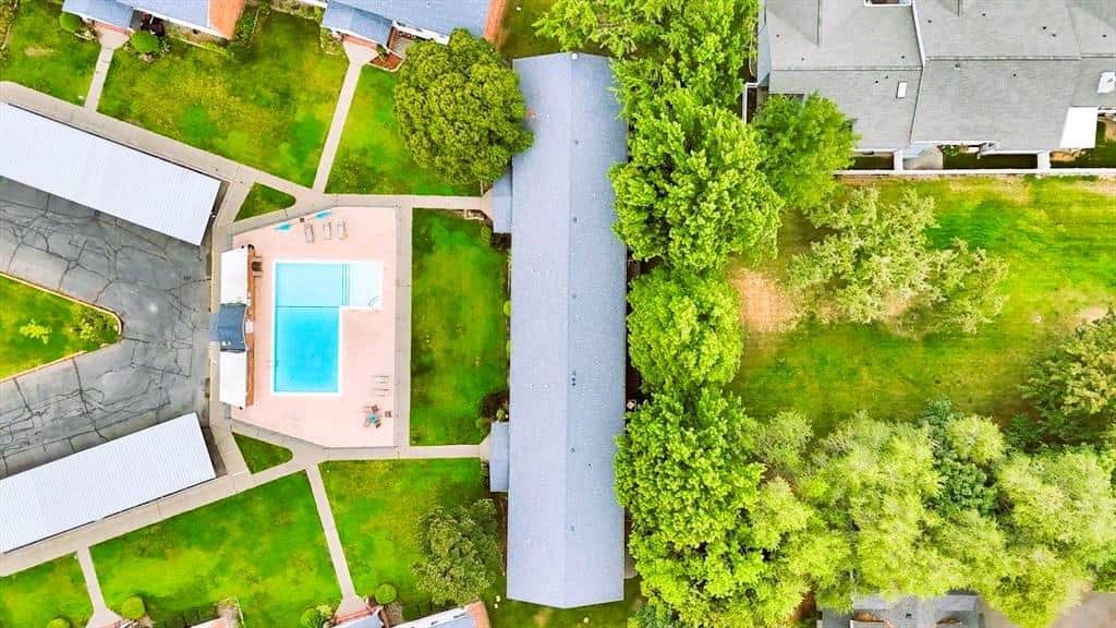250 N RAYMOND Rd thumbnail 39