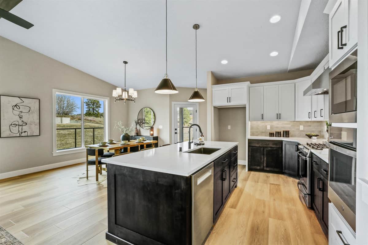 3915 S Glendora Dr thumbnail 4