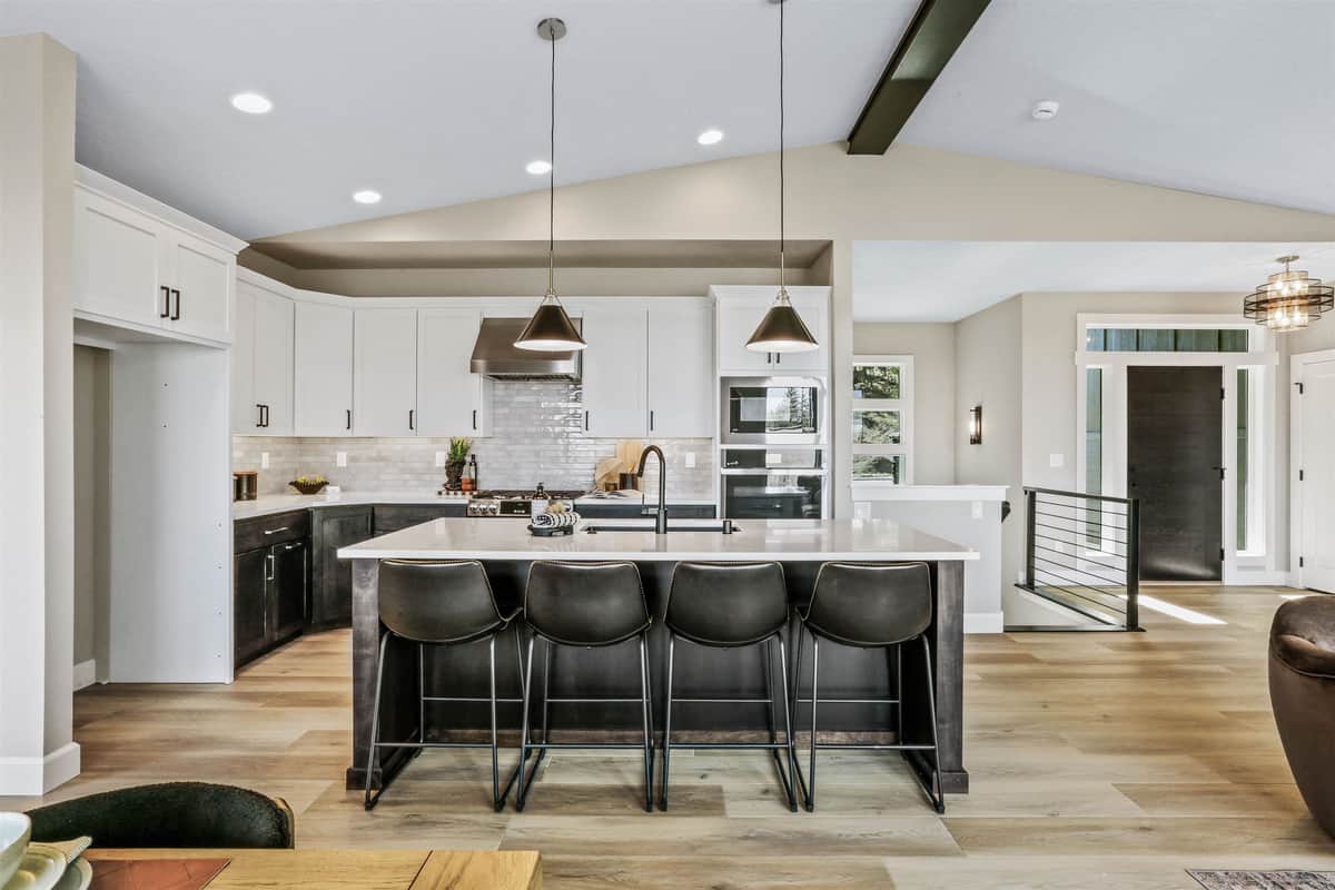 3915 S Glendora Dr thumbnail 3
