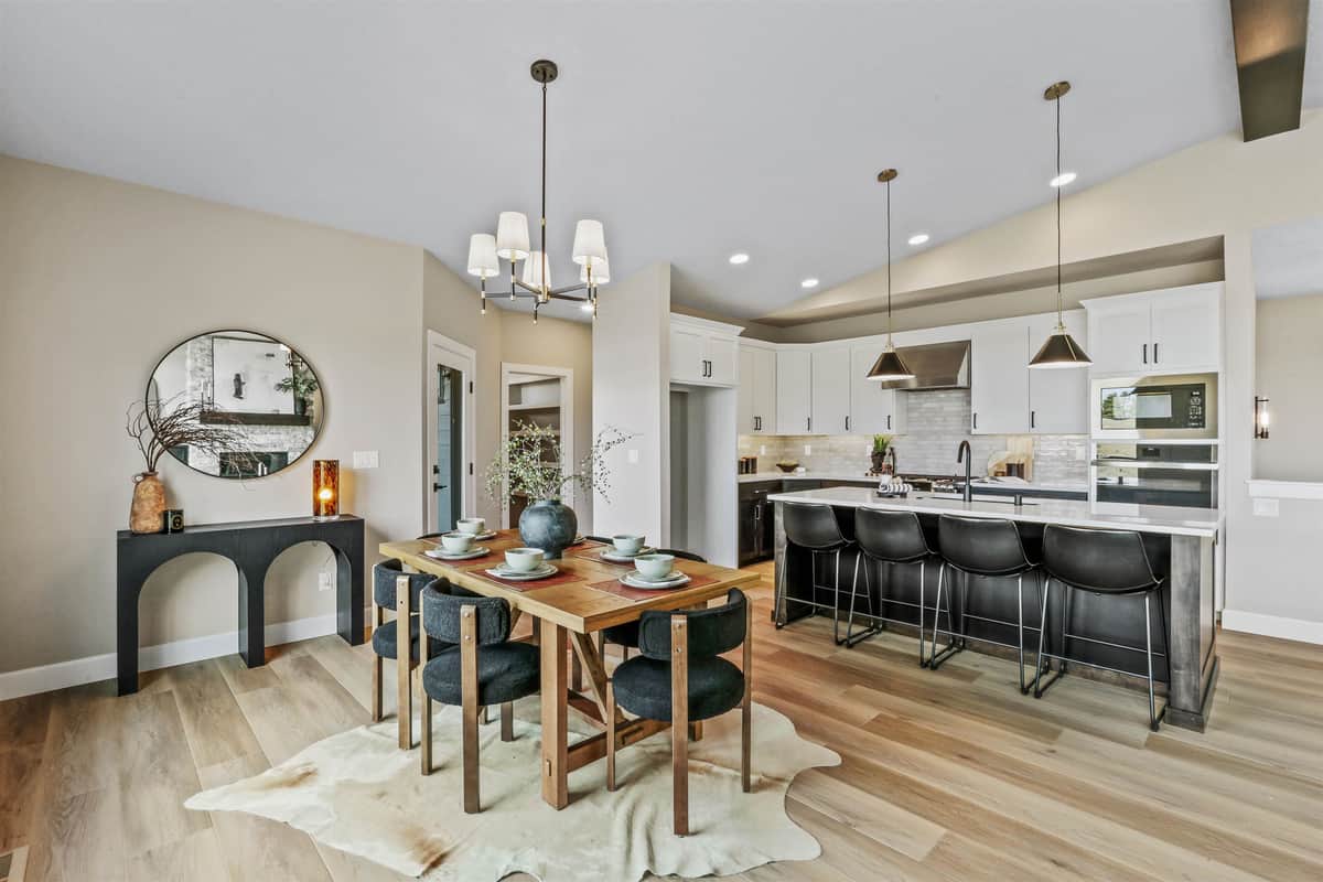3915 S Glendora Dr thumbnail 7