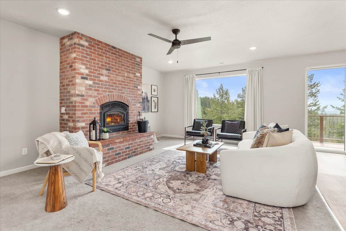 6670 Stoneridge Way thumbnail 4
