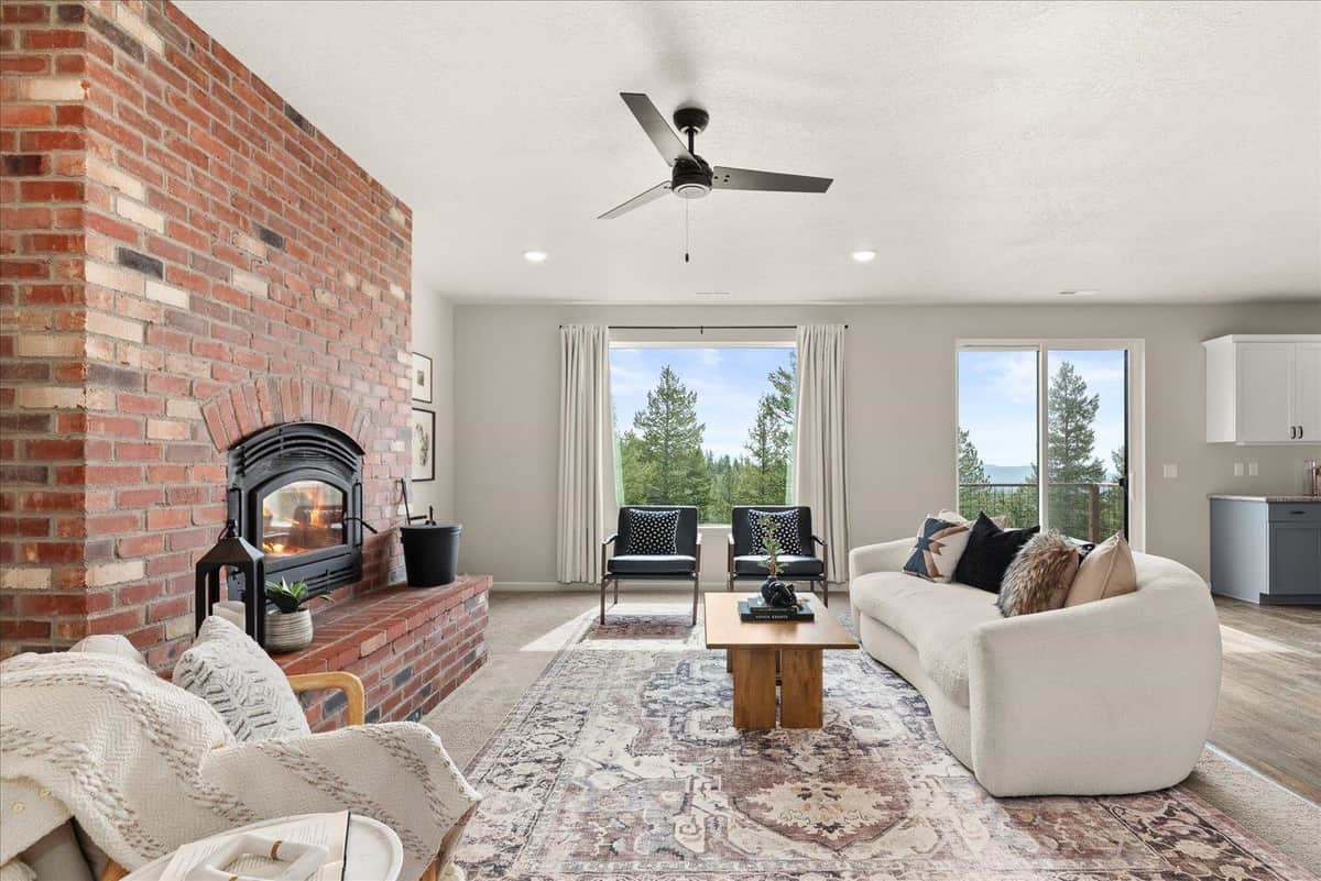 6670 Stoneridge Way thumbnail 3