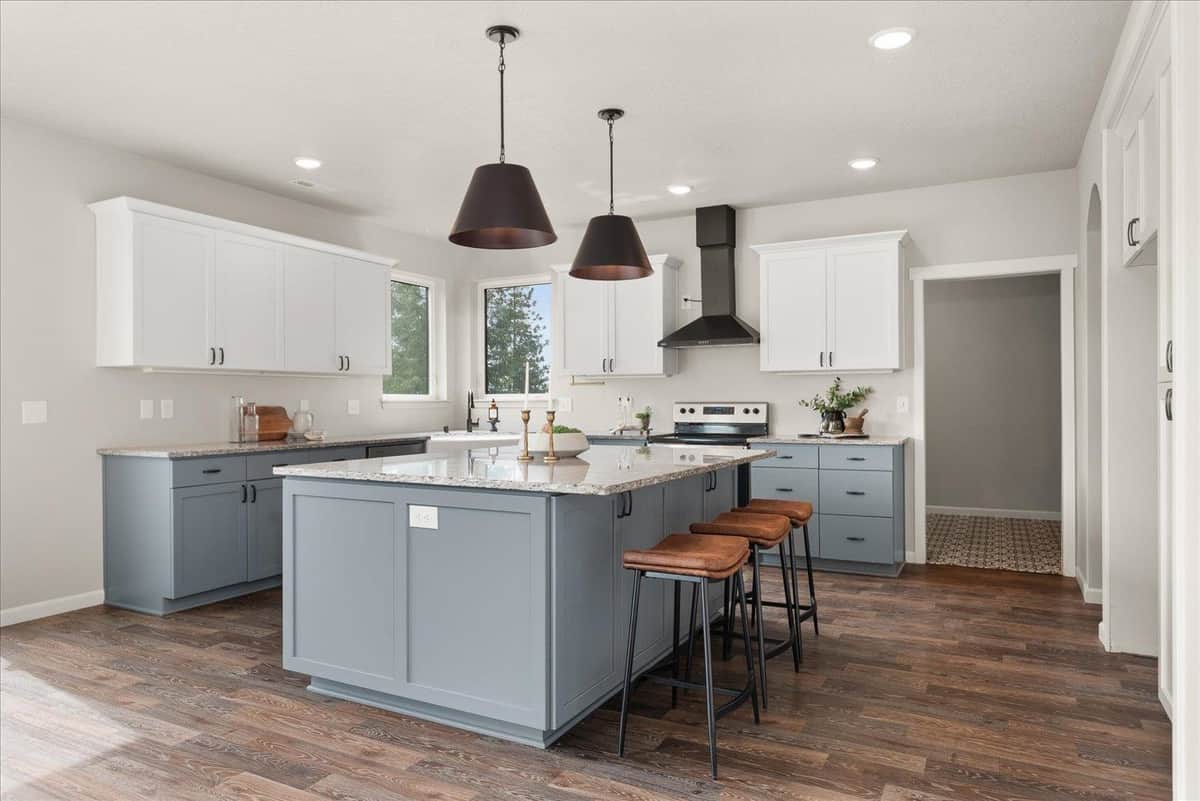 6670 Stoneridge Way thumbnail 9