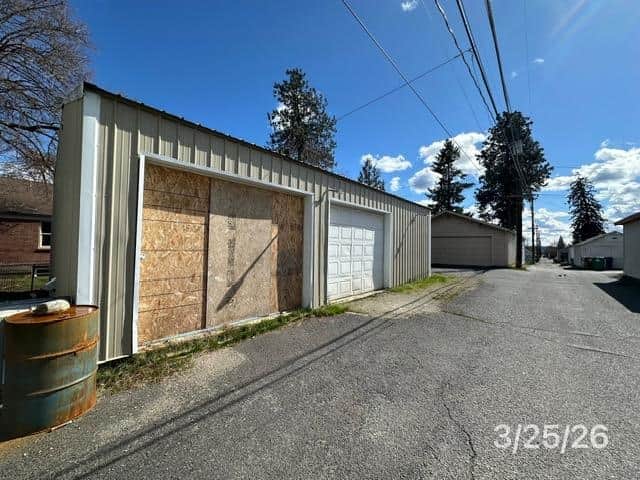 4811 N Lincoln St thumbnail 3