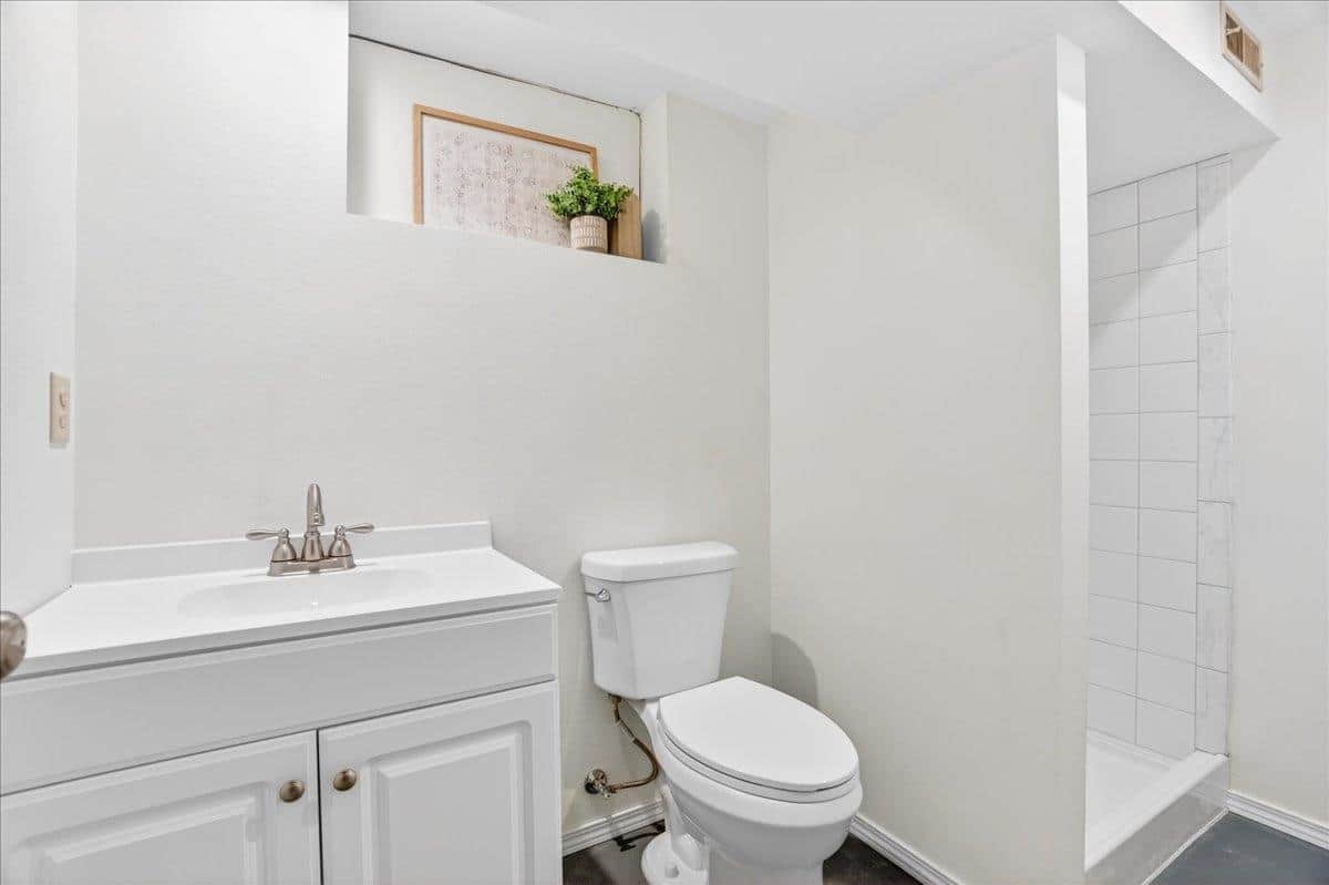 14822 N Gleneden St thumbnail 25