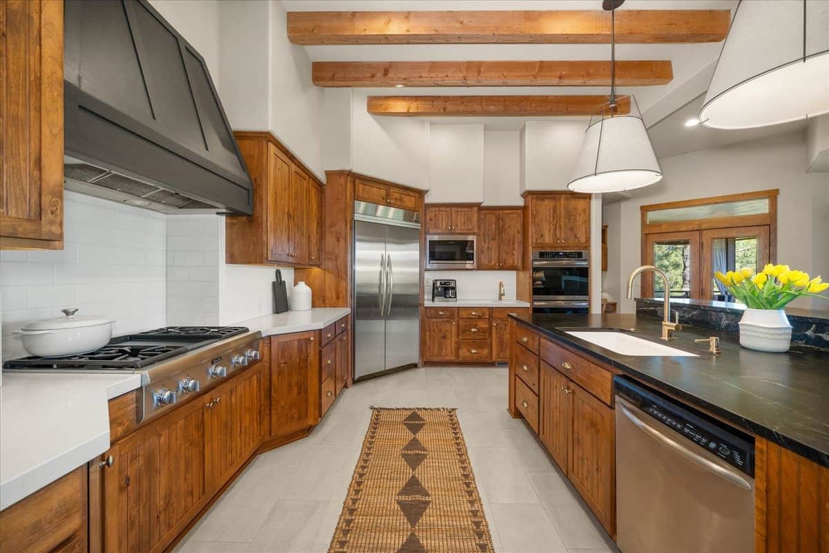 2415 E Hangman Creek Ln thumbnail 8