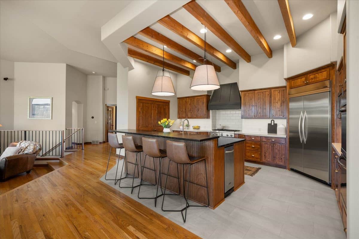 2415 E Hangman Creek Ln thumbnail 10