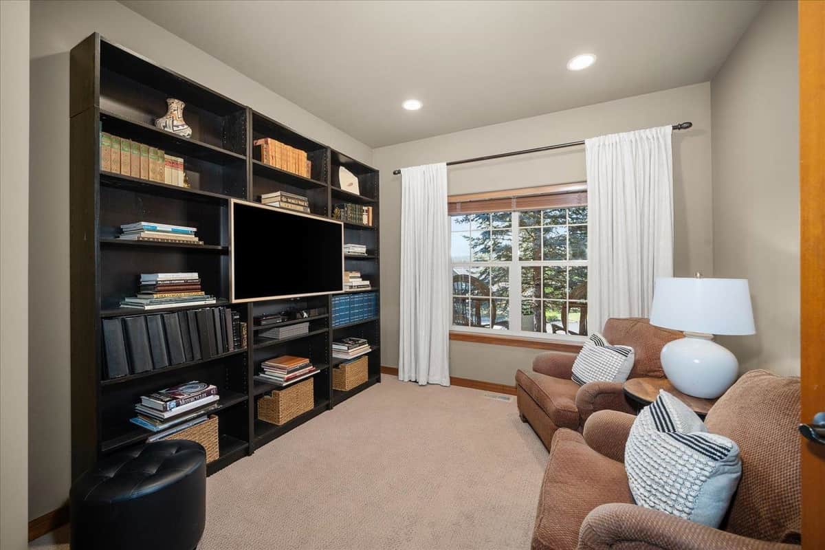 2415 E Hangman Creek Ln thumbnail 23