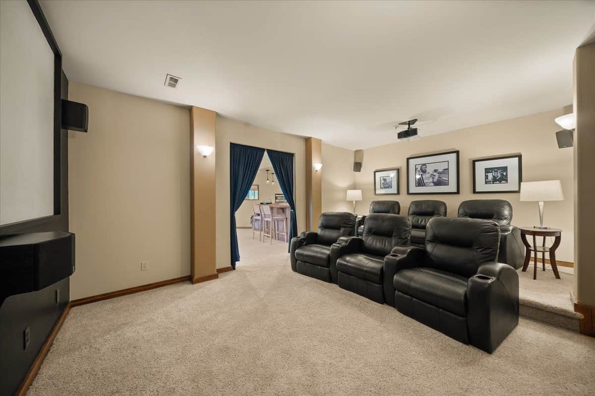 2415 E Hangman Creek Ln thumbnail 30