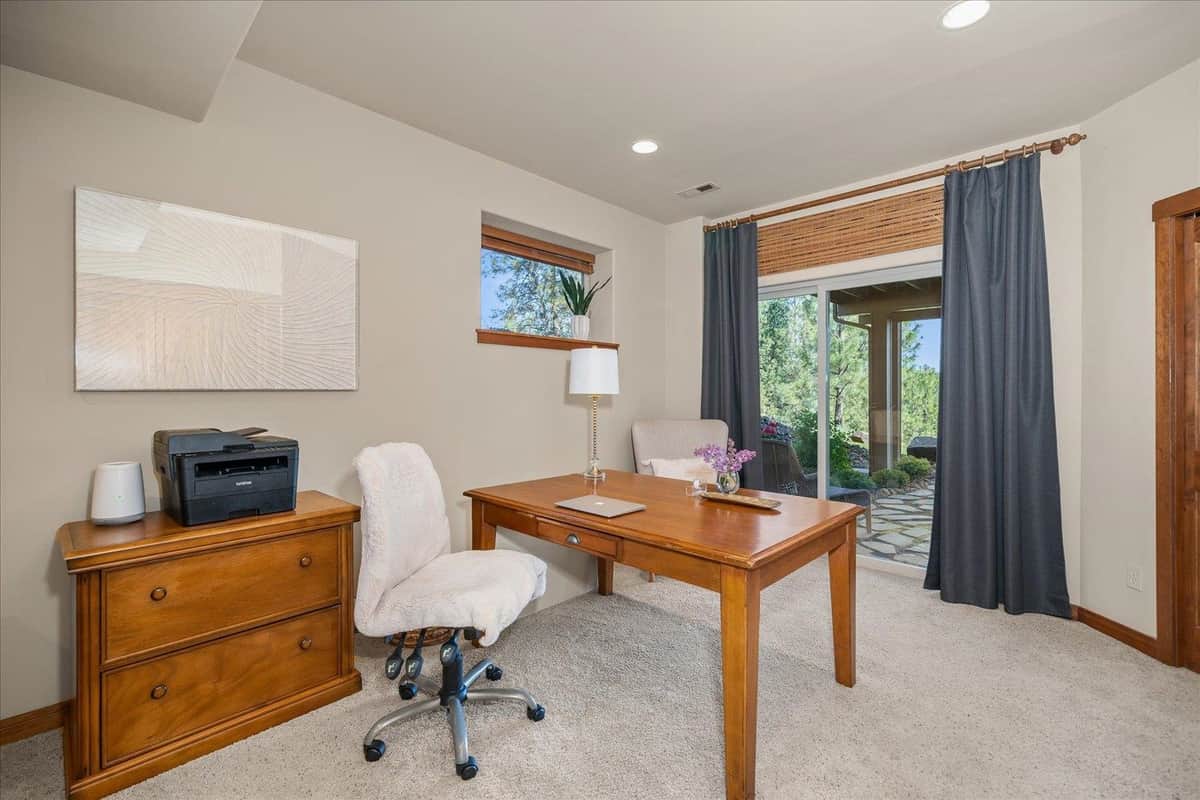 2415 E Hangman Creek Ln thumbnail 36