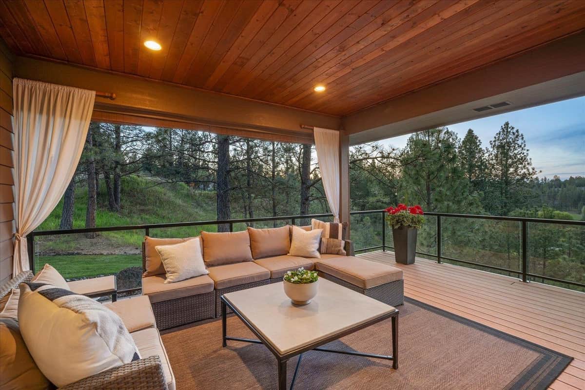 2415 E Hangman Creek Ln thumbnail 14