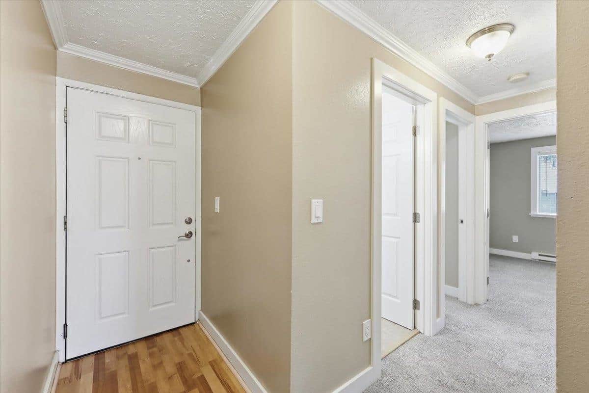 837 S Cowley St thumbnail 5