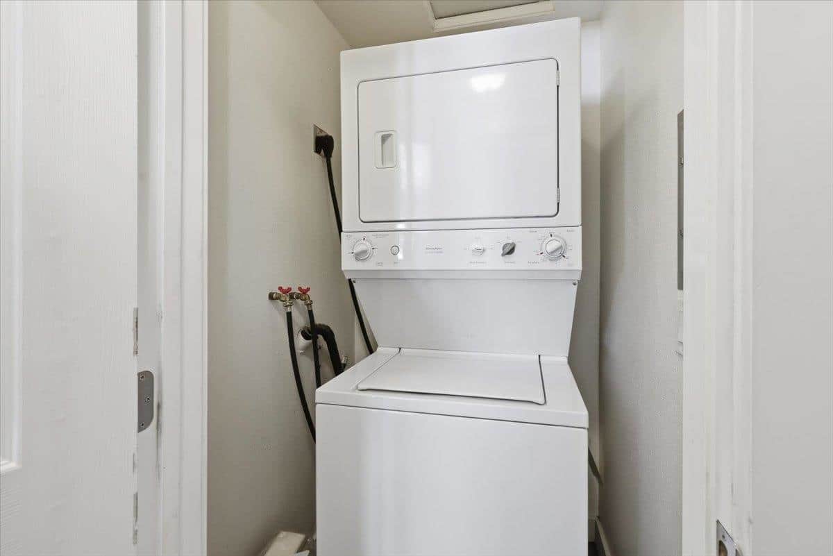 837 S Cowley St thumbnail 19