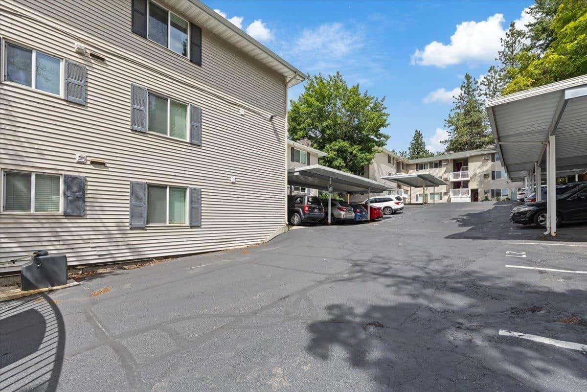 837 S Cowley St thumbnail 20