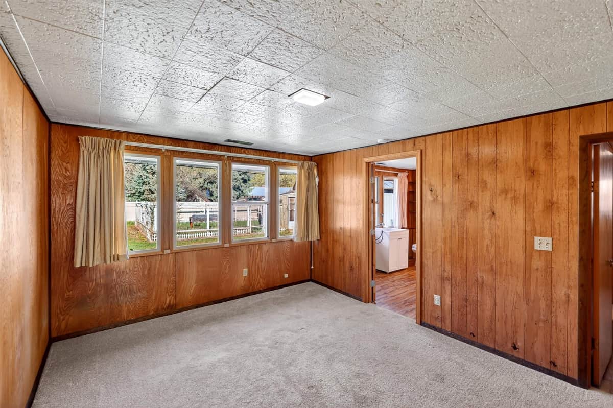319 N Cass Ave thumbnail 18