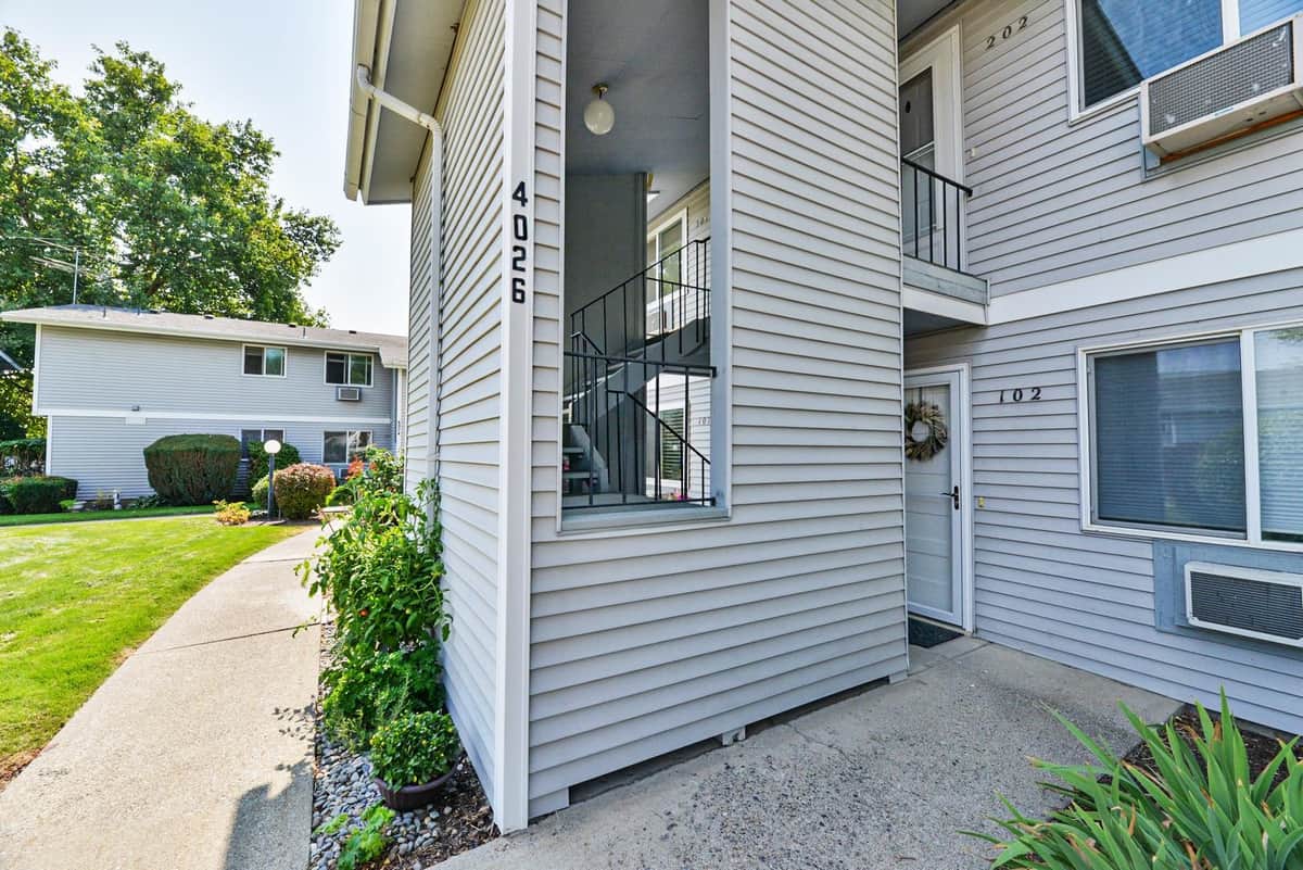 4026 S Regal St thumbnail 21