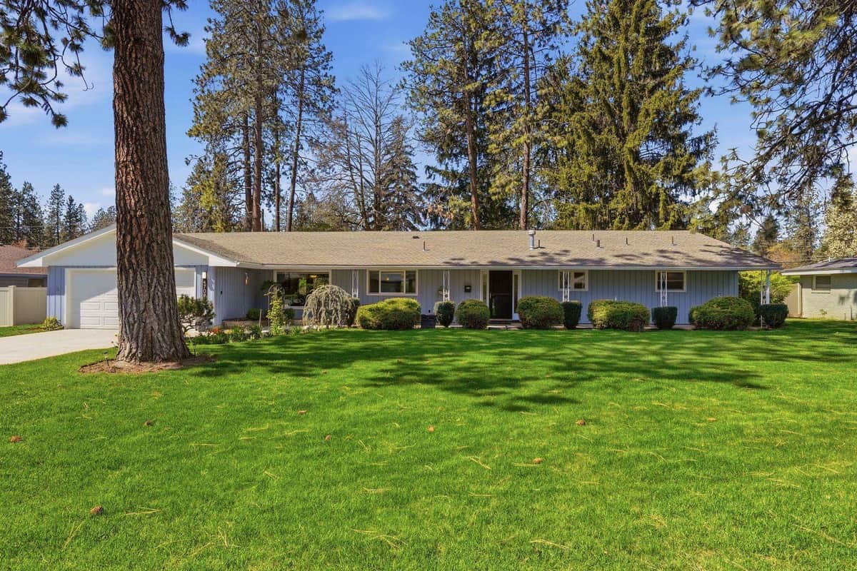 4708 S HELENA St thumbnail 2