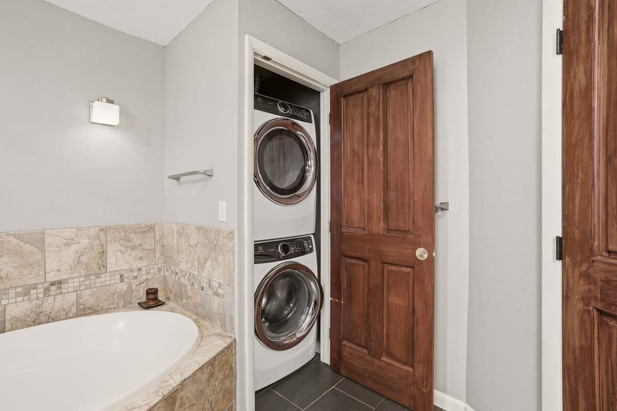 4708 S HELENA St thumbnail 27