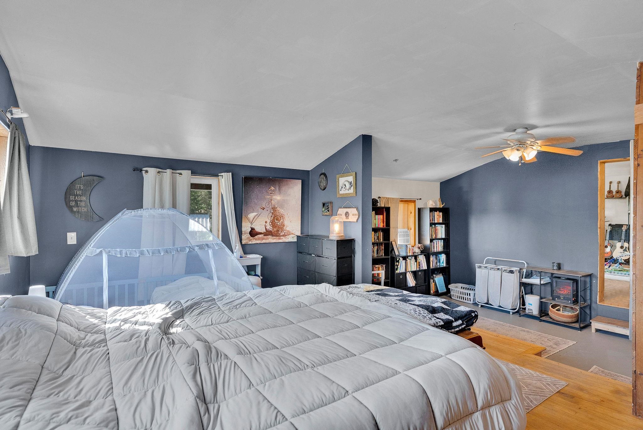 579 Blue Heron Rd thumbnail 23