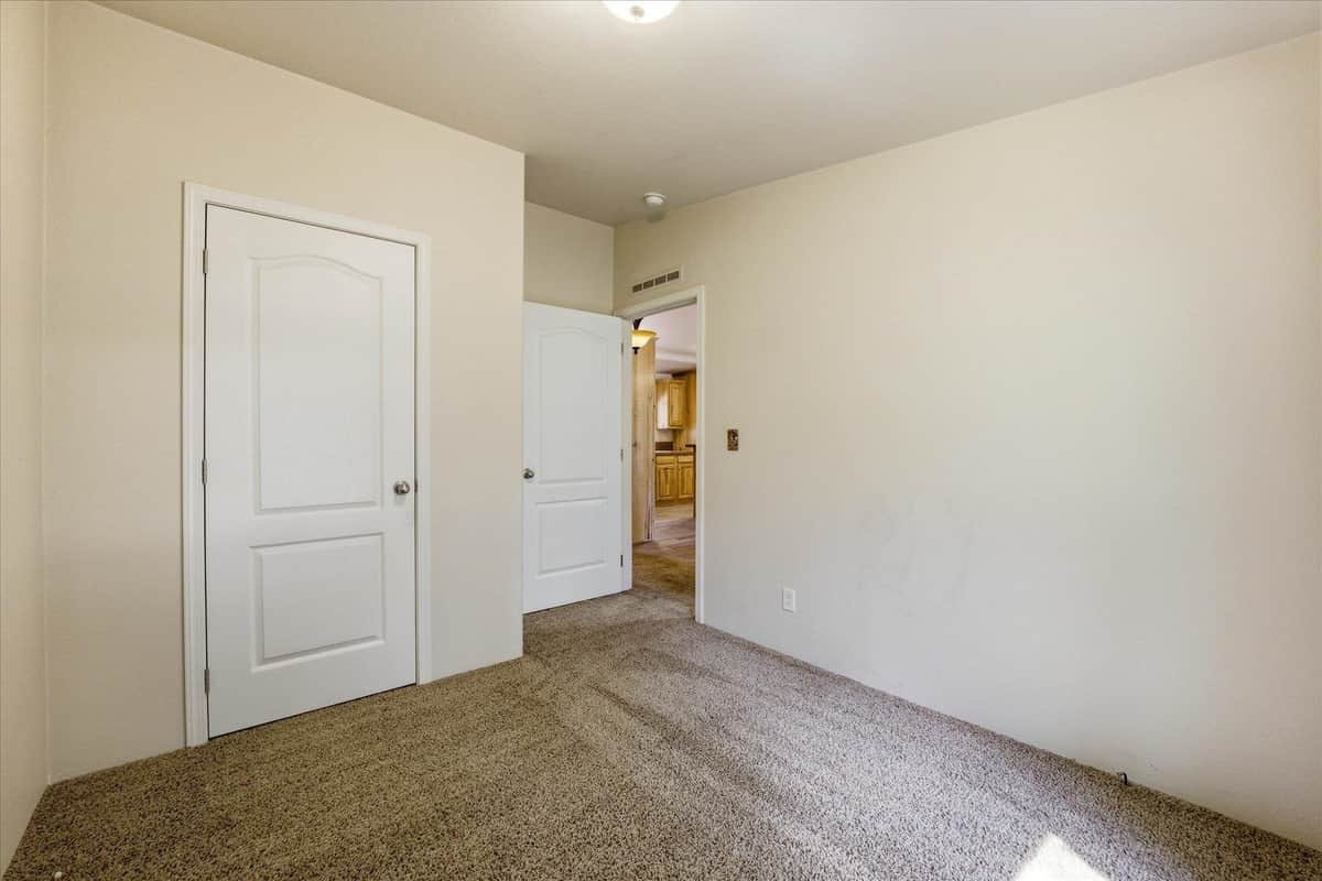 1142 Driskill Rd thumbnail 16