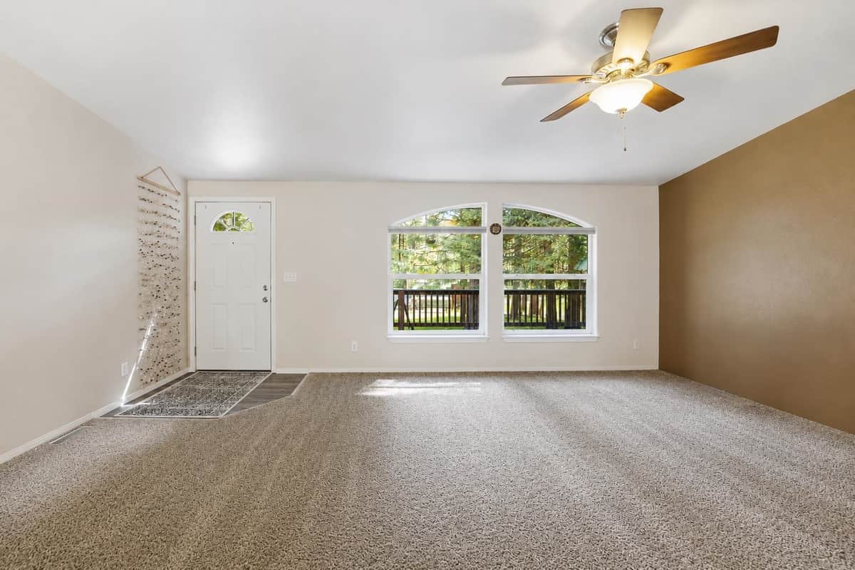 1142 Driskill Rd thumbnail 3