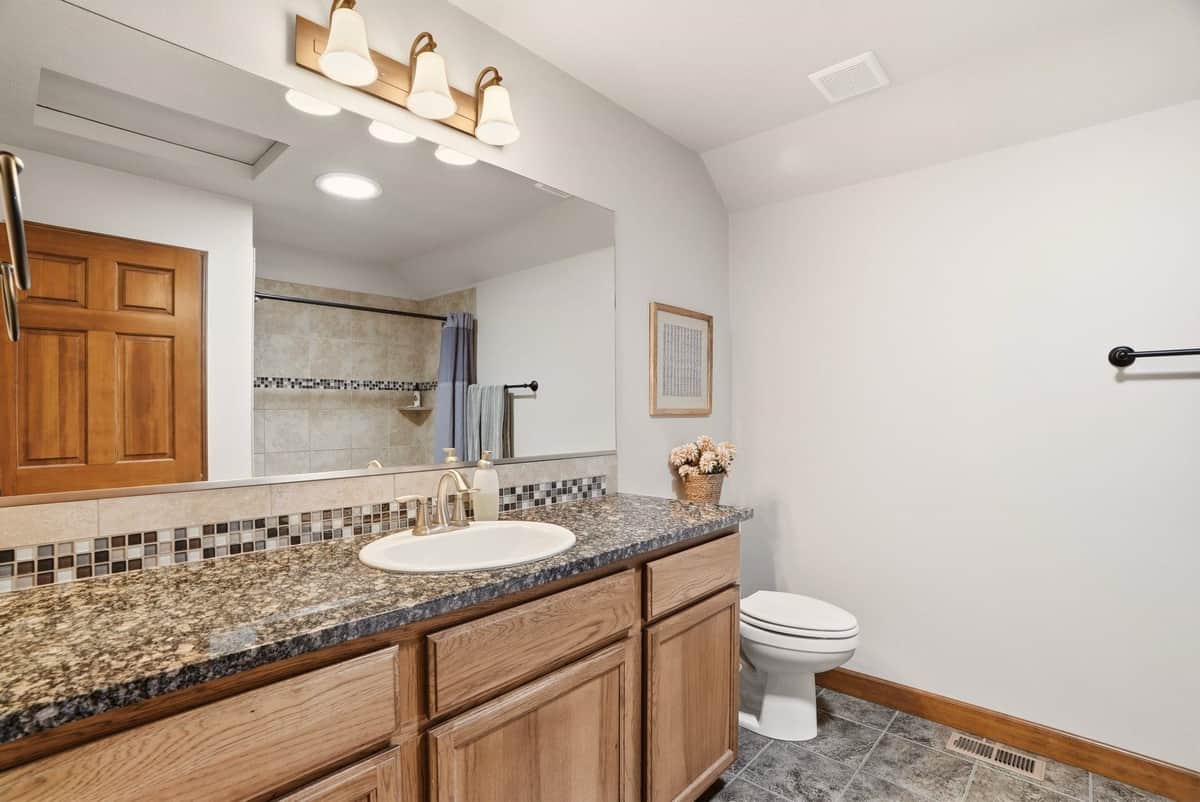 17217 E Walters Rd thumbnail 26