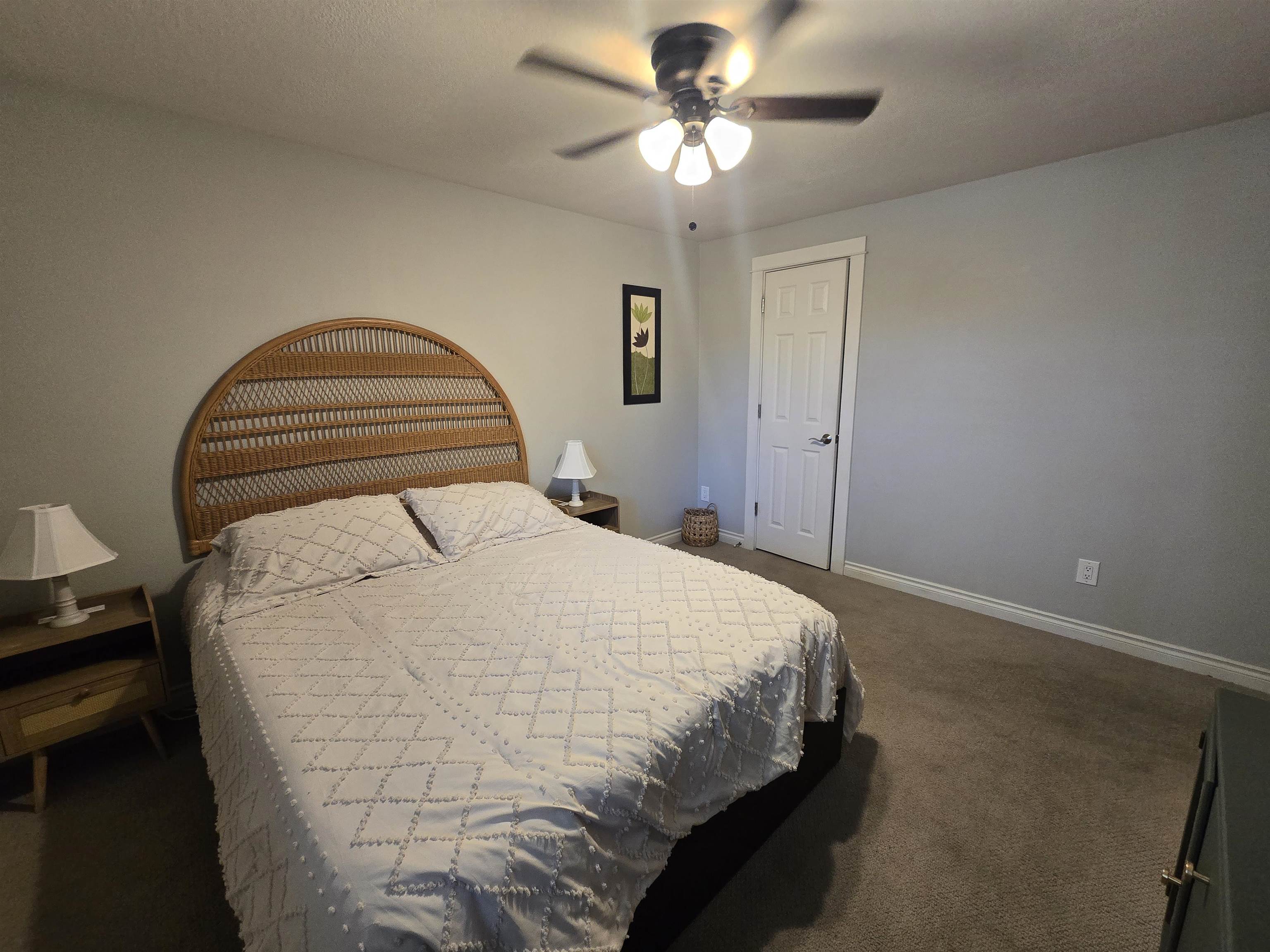 837 S Cowley St thumbnail 29