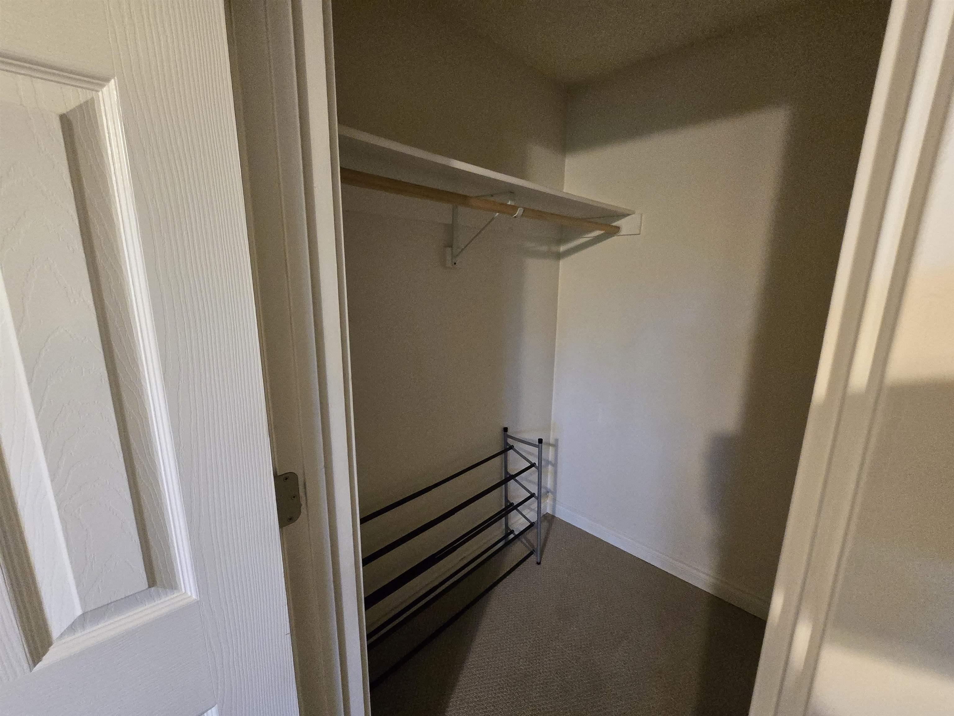 837 S Cowley St thumbnail 30