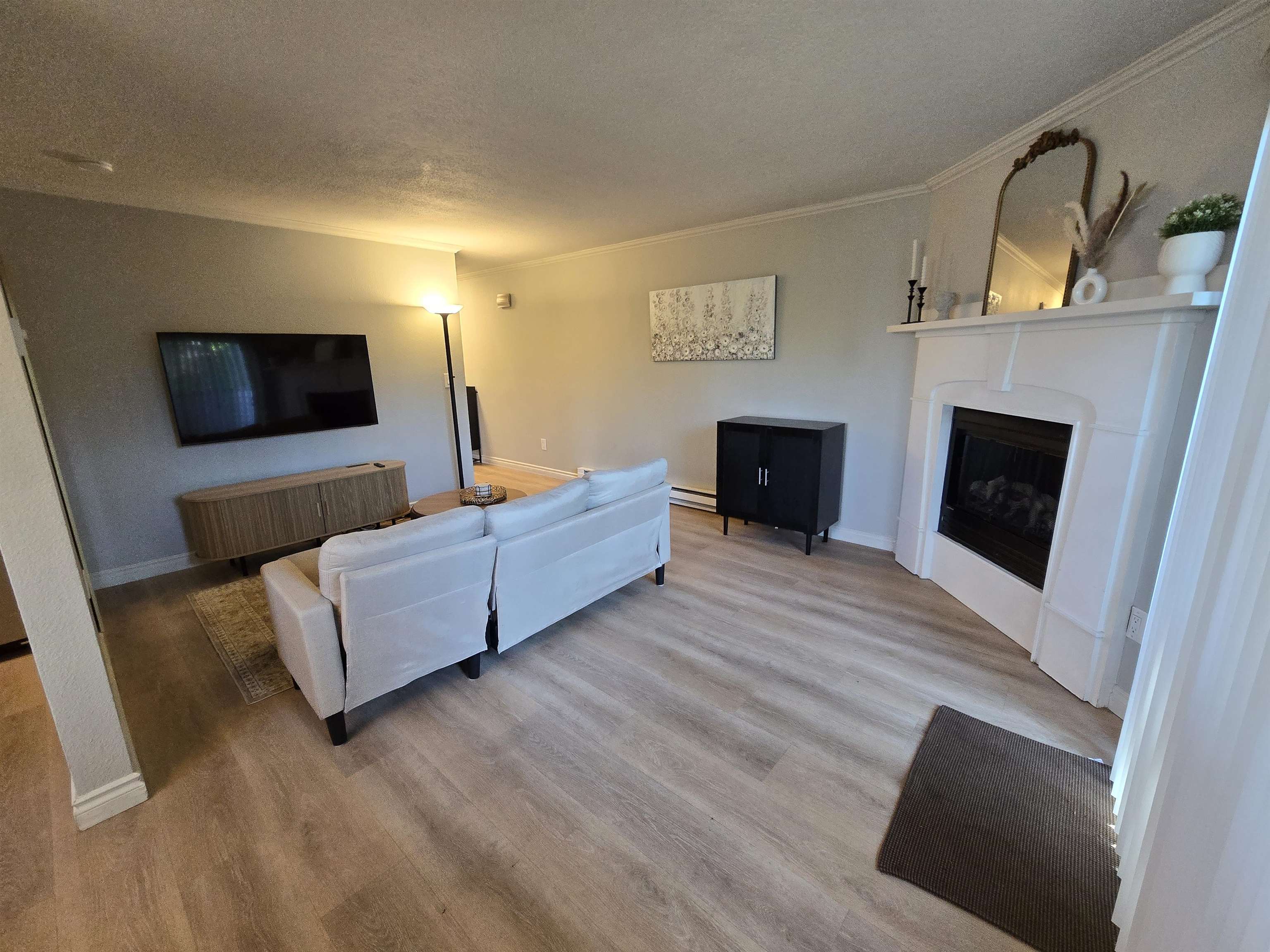 837 S Cowley St thumbnail 19
