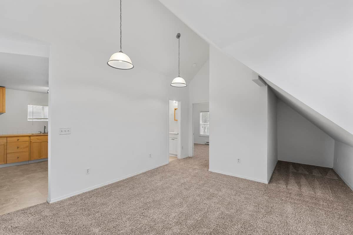 2115 W Dean Ave thumbnail 18