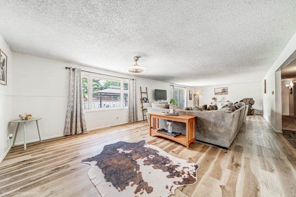 2105 W Borden Rd thumbnail 12
