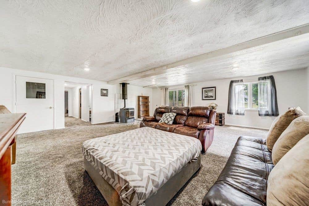 2105 W Borden Rd thumbnail 38