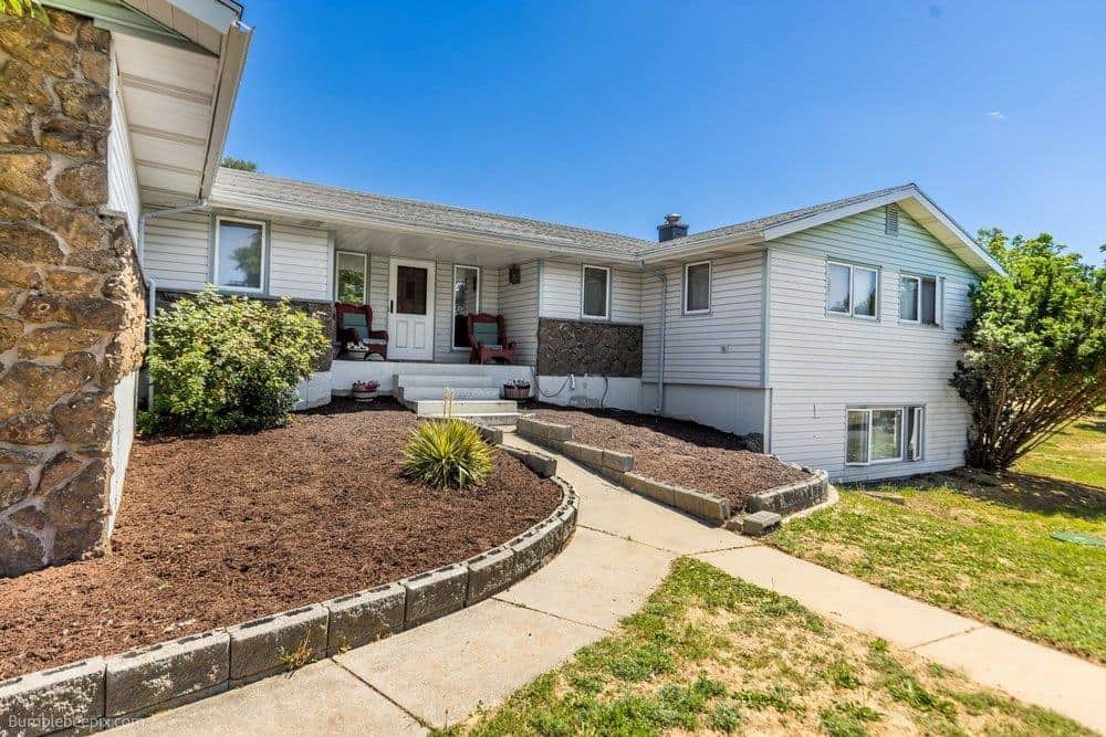 2105 W Borden Rd thumbnail 4