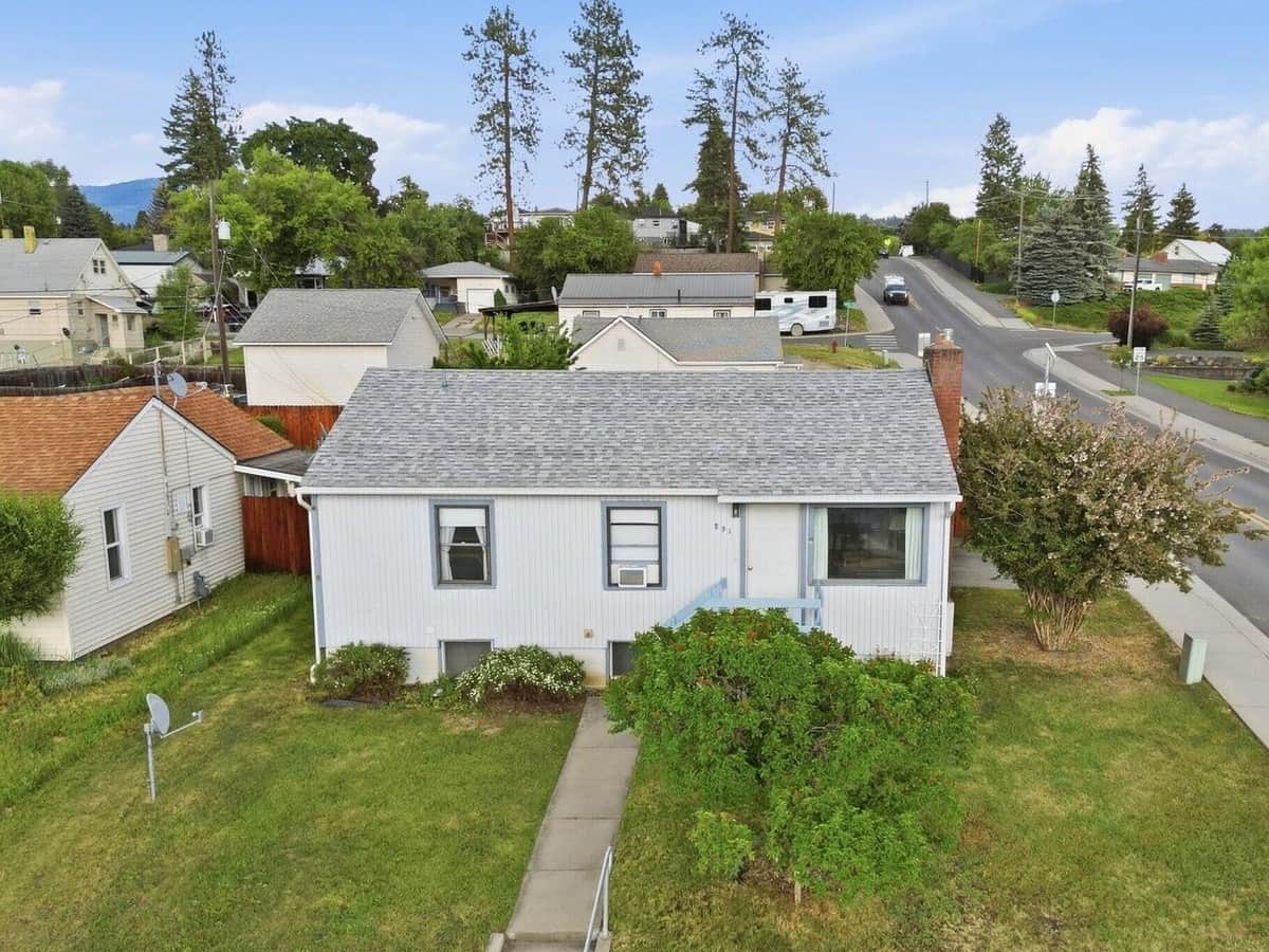 891 S Hoffstetter St thumbnail 2