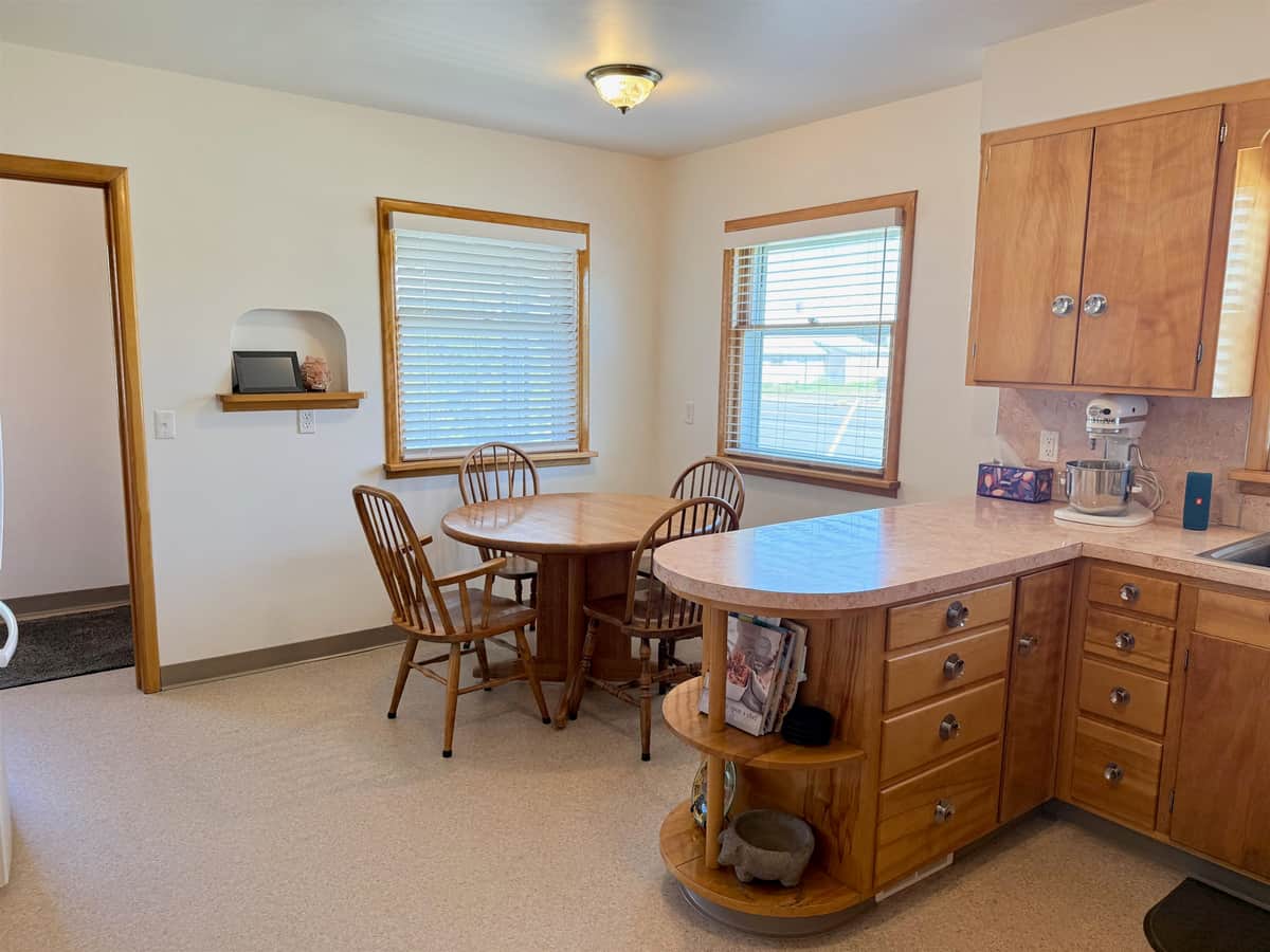 206 S Alder St thumbnail 18