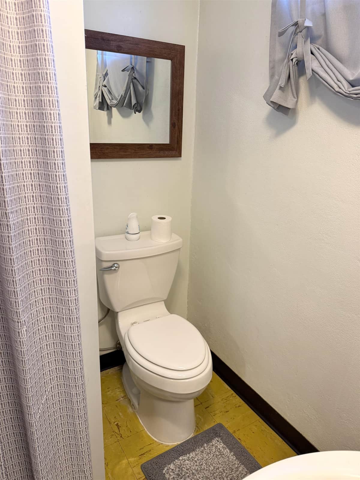 206 S Alder St thumbnail 27