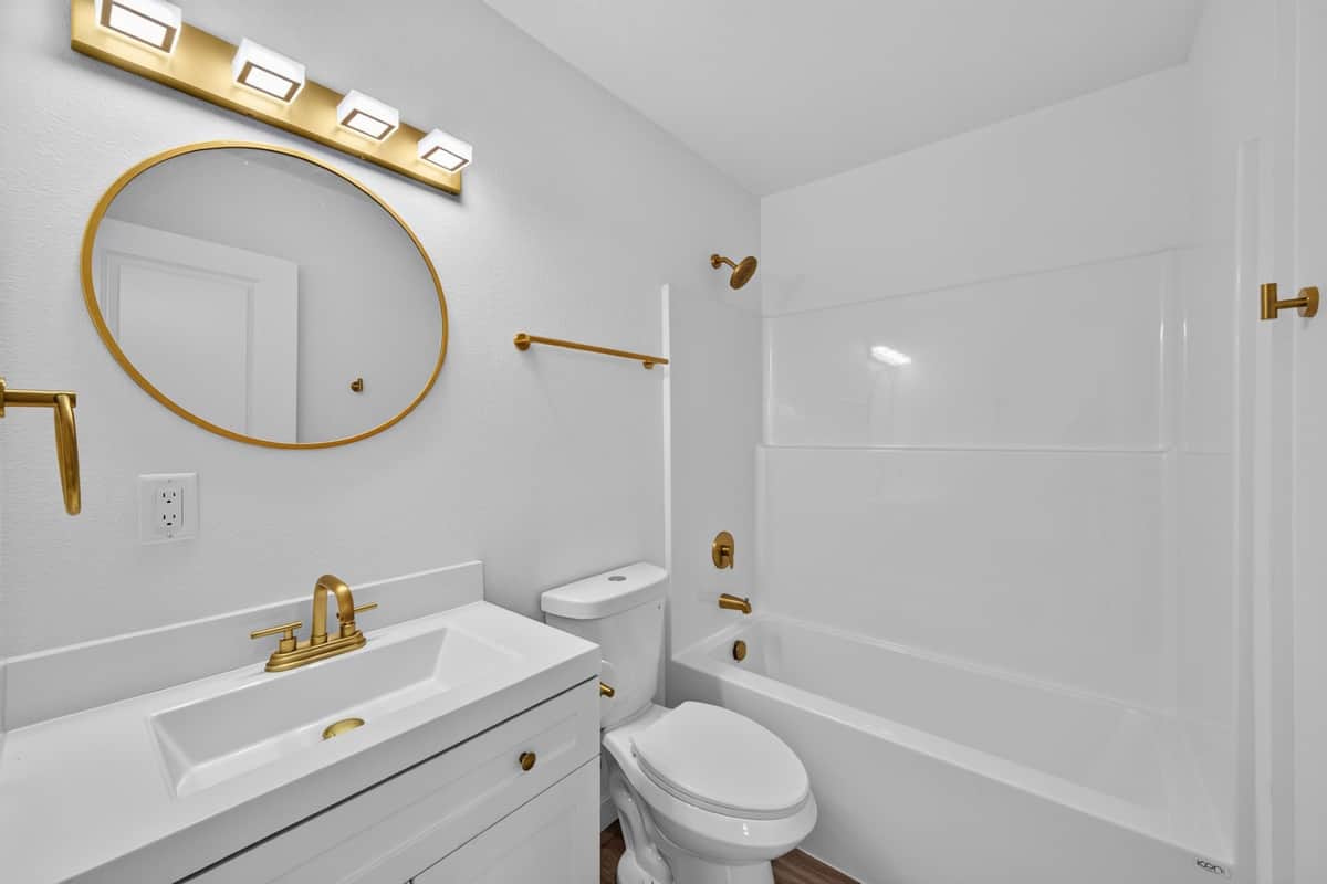 5028 N WASHINGTON St thumbnail 10