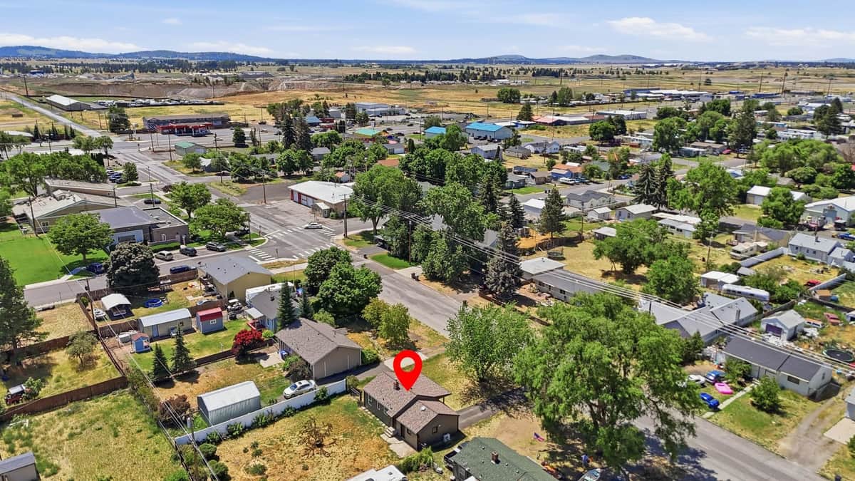 1107 S Lundstrom St thumbnail 18