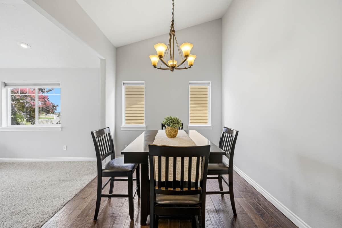 8604 E Black Oak Ln thumbnail 18