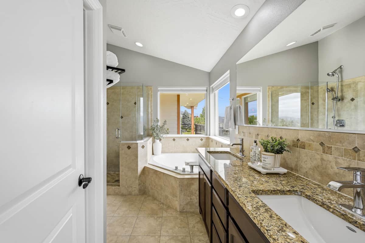 8604 E Black Oak Ln thumbnail 21