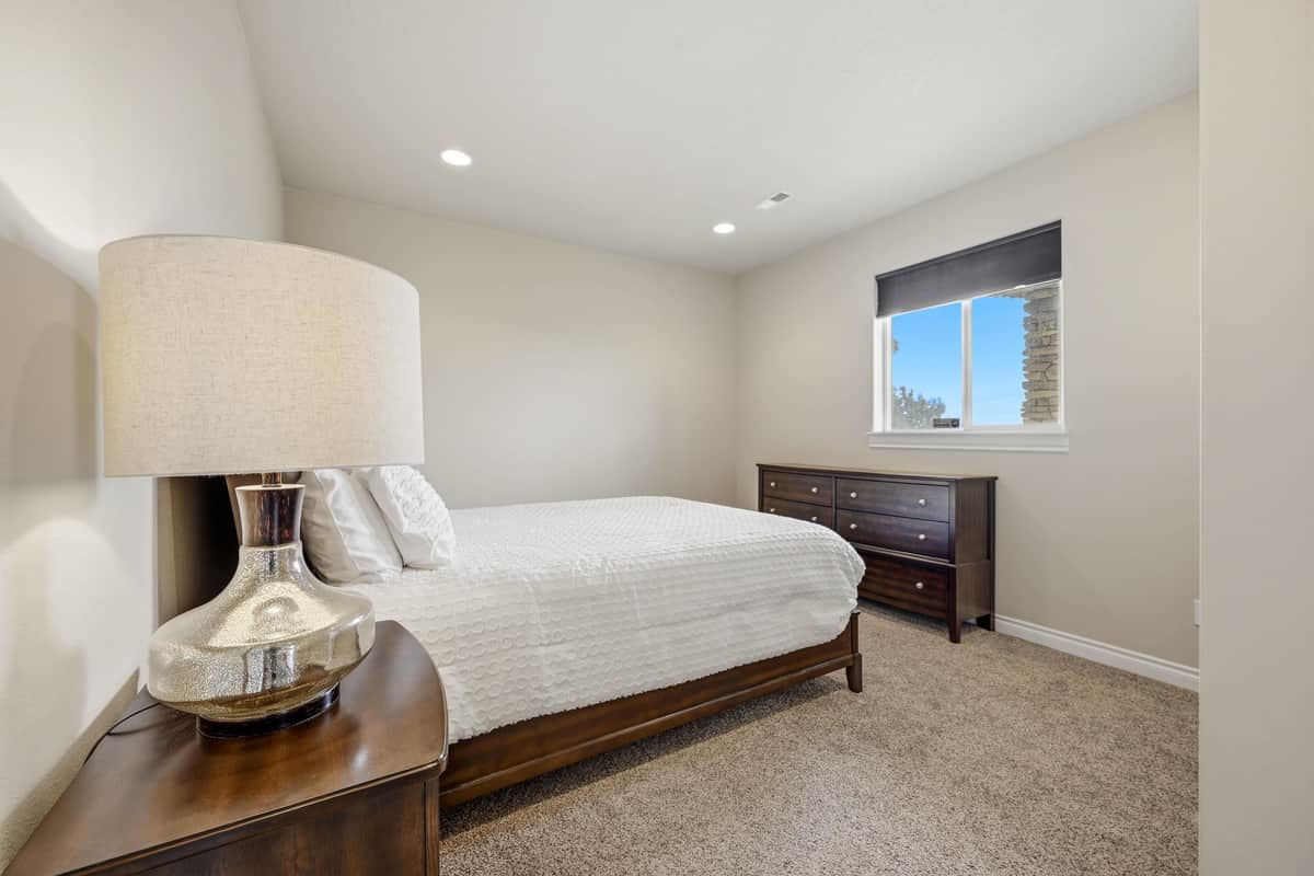 8604 E Black Oak Ln thumbnail 37
