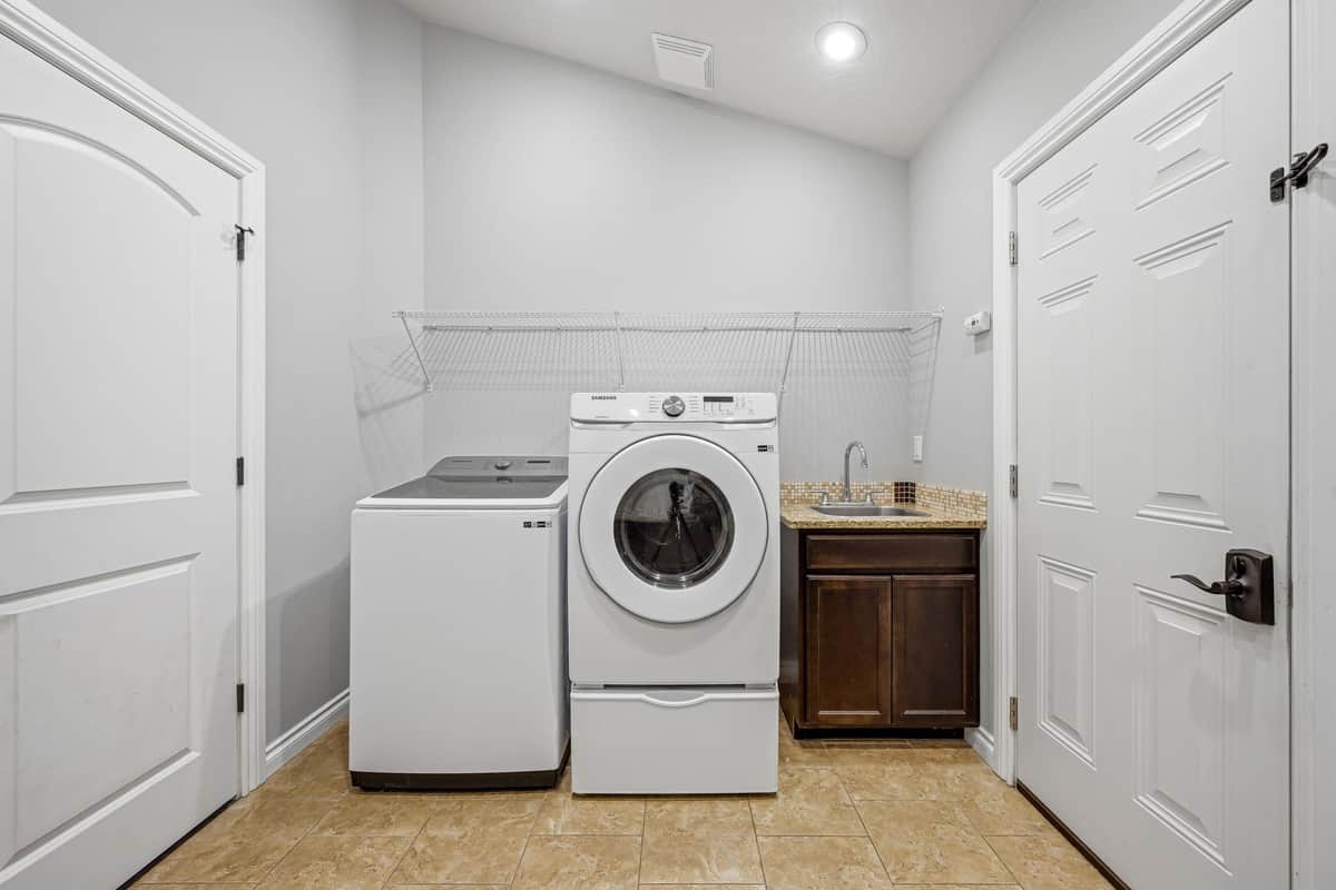 8604 E Black Oak Ln thumbnail 41