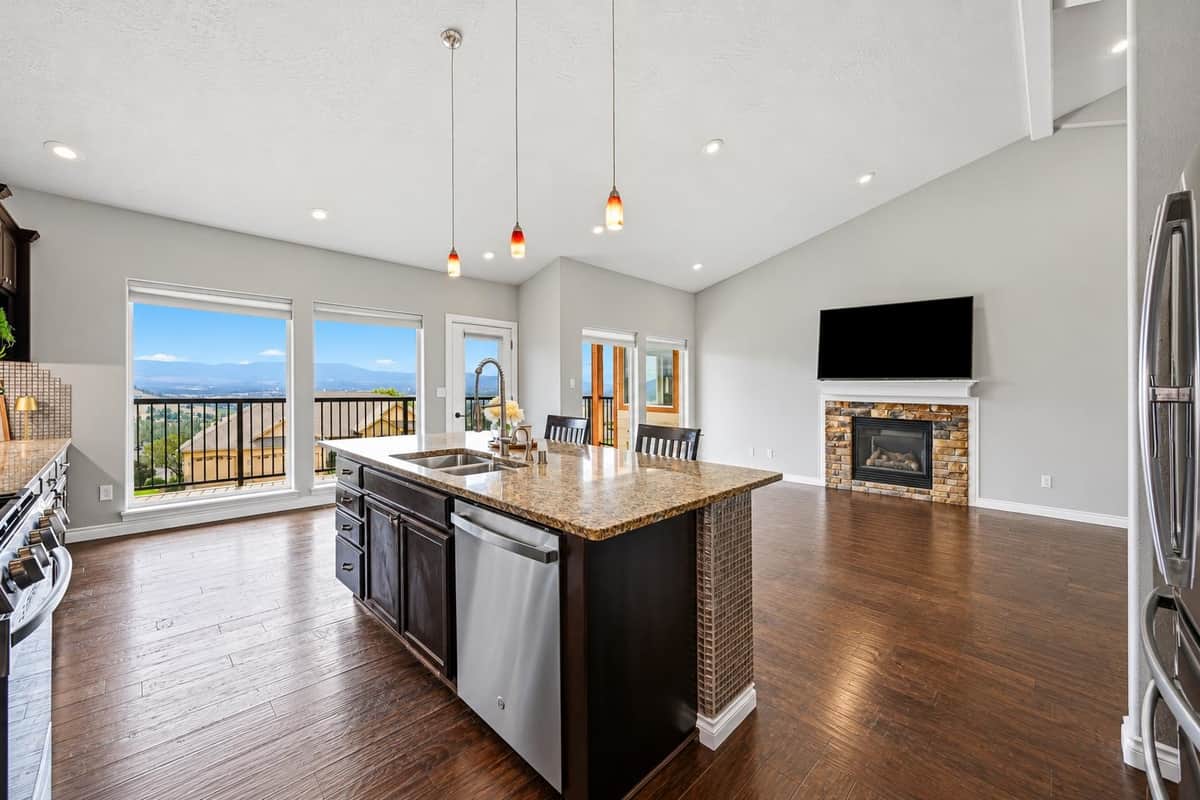 8604 E Black Oak Ln thumbnail 17