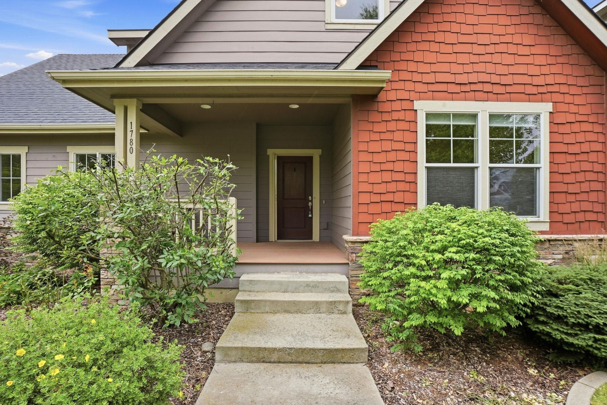 1780 N Holl Blvd thumbnail 3