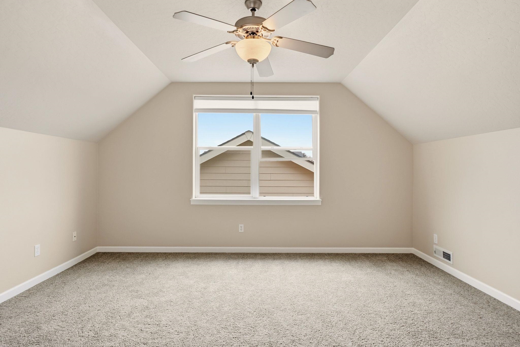 1780 N Holl Blvd thumbnail 18