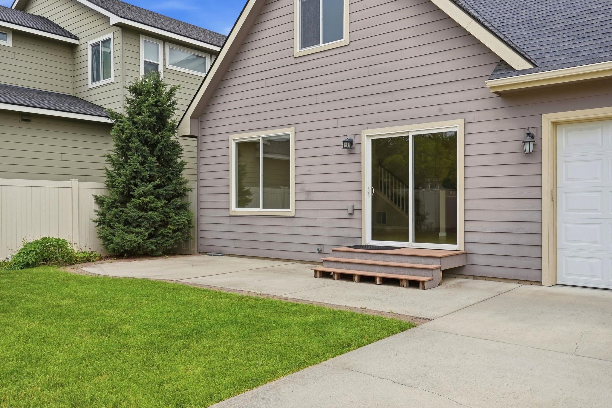 1780 N Holl Blvd thumbnail 33