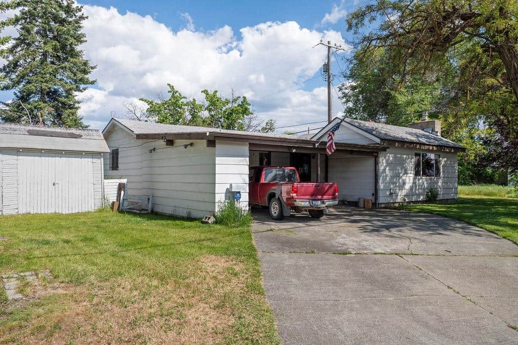 2920 N Regal St thumbnail 6